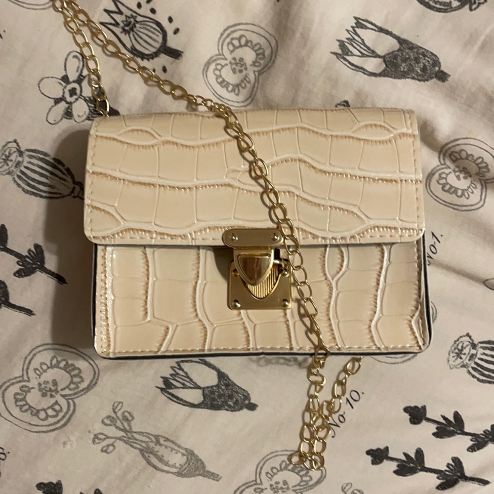 Cream Faux Snake Skin Purse